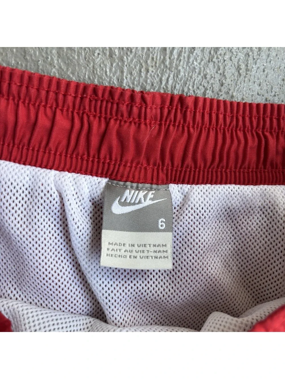 Vintage Y2K 2000s Nike Red Tribal KIDS Swim Trunks Size 6 FLAWS